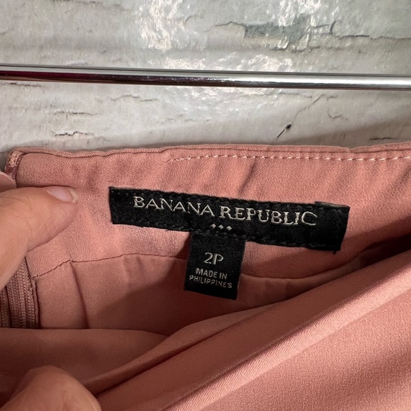 Banana republic faux wrap pink skirt size 2P - Picture 6 of 6